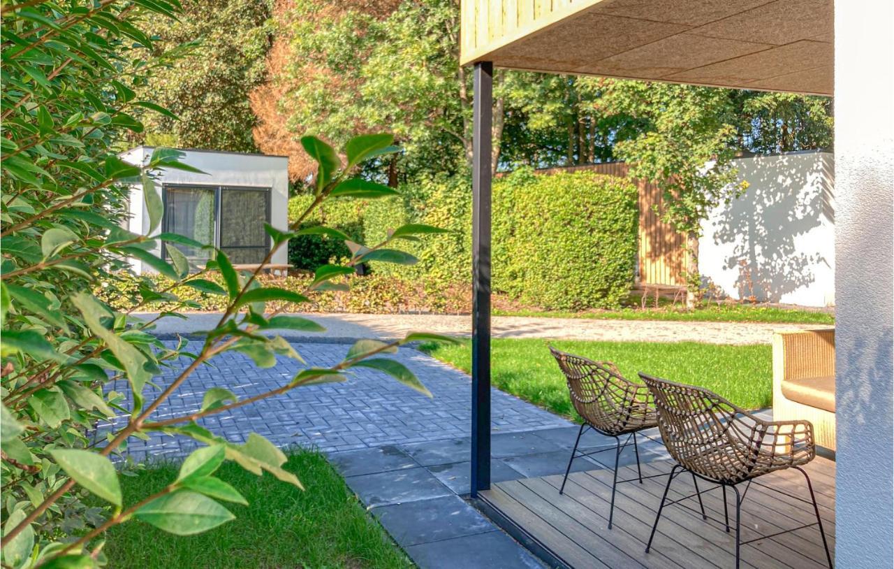Cozy Home In Heinkenszand With Sauna Екстериор снимка